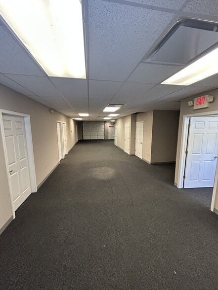 More Photos Of 10155 Gottschalk Pky, Auburn Twp Light Manufacturing For Lease