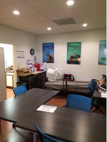 More Photos Of 7-15 Harvard St, Brookline Storefront Retail Office For Lease