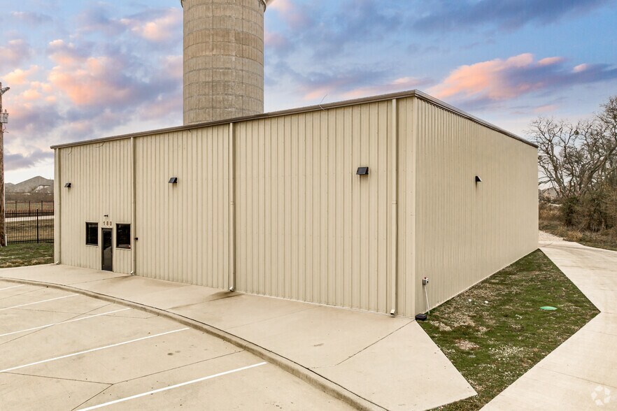 More Photos Of 4295 County Road 86, Celina Warehouse For Lease