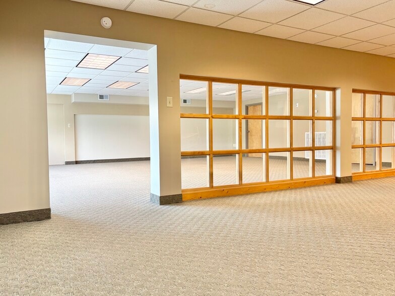 More Photos Of 3303 Airline Blvd, Portsmouth Light Distribution For Sale