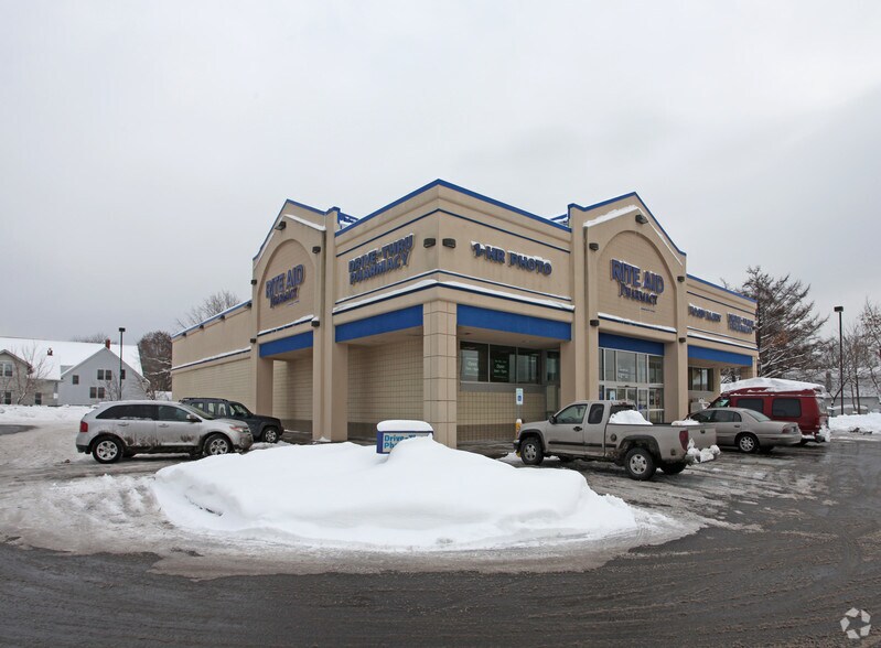 Primary Photo Of 2616 Brewerton Rd, Mattydale Drugstore For Lease