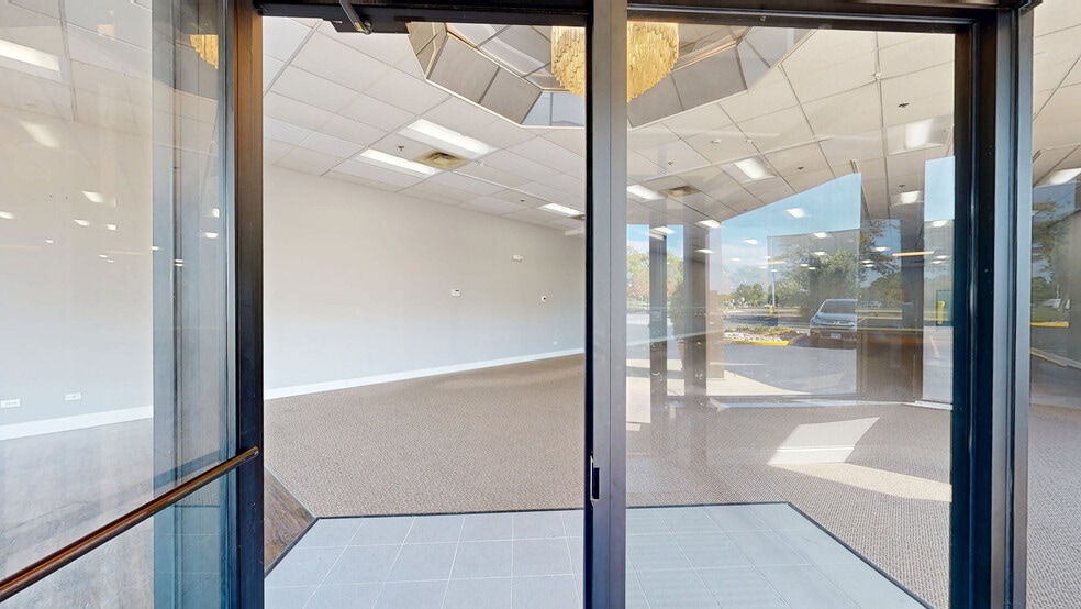 More Photos Of 15551-15567 94th Ave, Orland Park Unknown For Lease