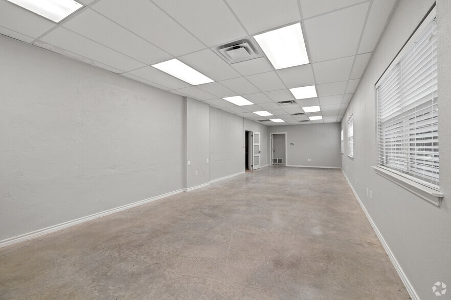 More Photos Of 14101 W Highway 290, Austin Unknown For Lease