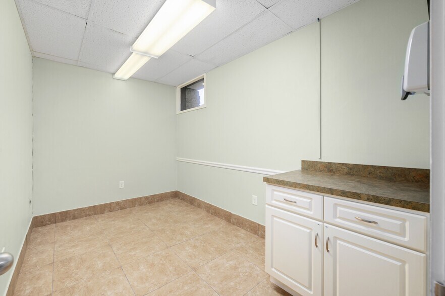 More Photos Of 2054 Park St, Jacksonville Medical For Lease