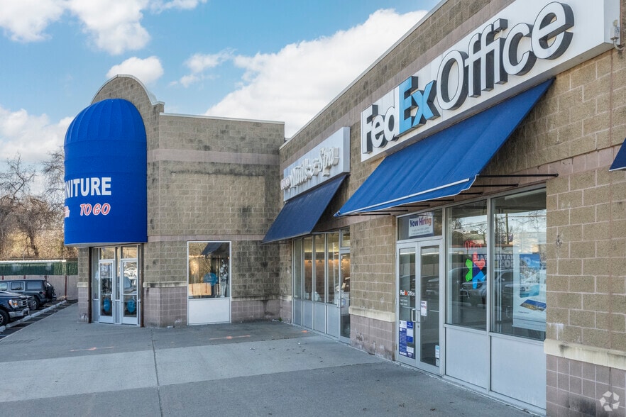 More Photos Of 2450-2456 Richmond Ave, Staten Island Freestanding For Lease