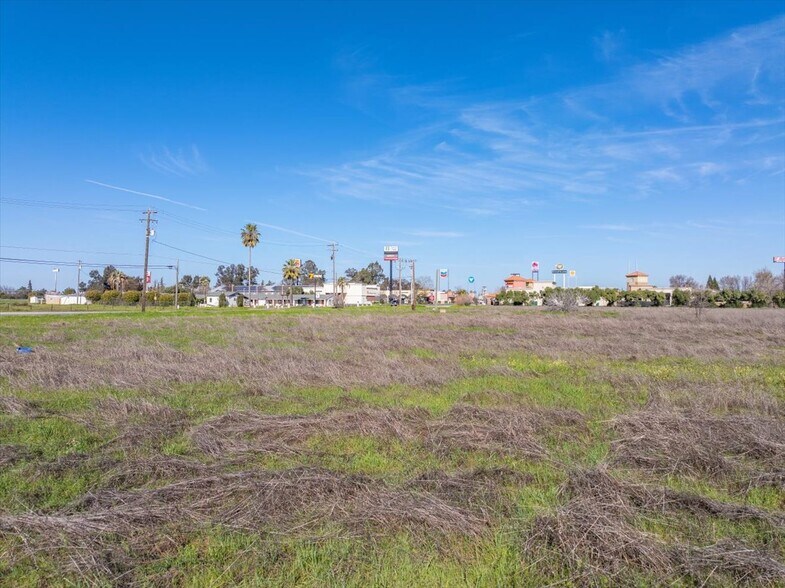 More Photos Of 0 Hwy 99 W, Corning Land For Sale