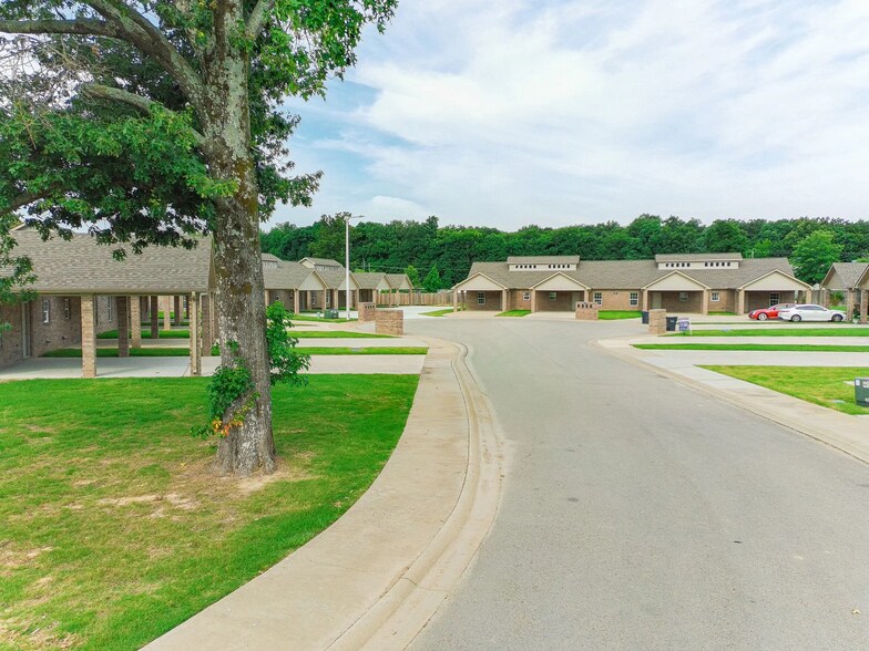 More Photos Of 3101, 3017, and 3021 Olivia Ct, Jonesboro Apartments For Sale