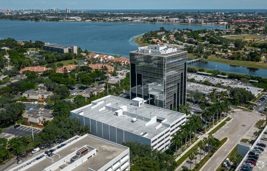 More Photos Of 1601 Forum Pl, West Palm Beach Office For Lease
