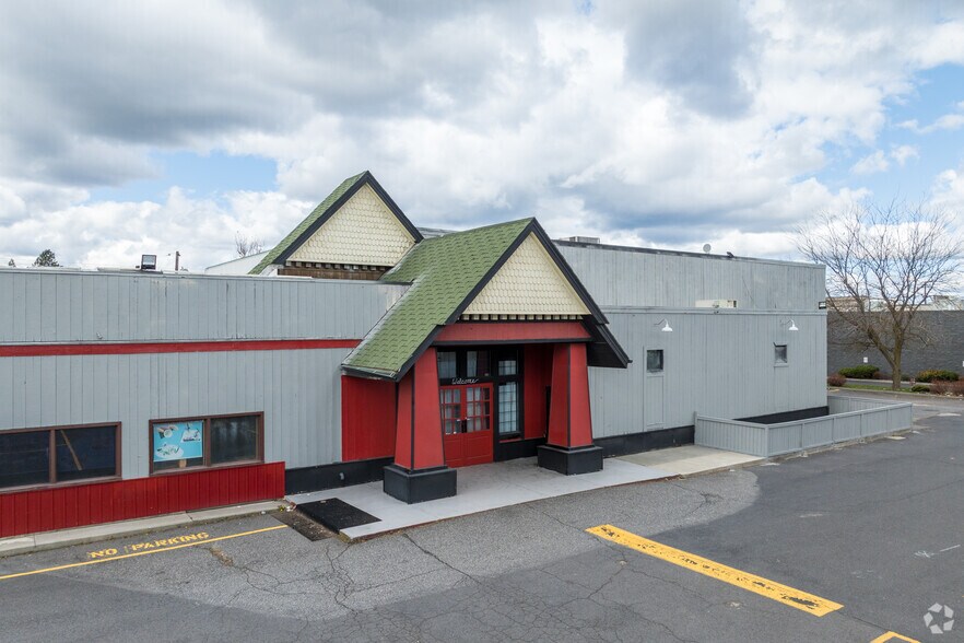 More Photos Of 21 E Lincoln Rd, Spokane Restaurant For Sale