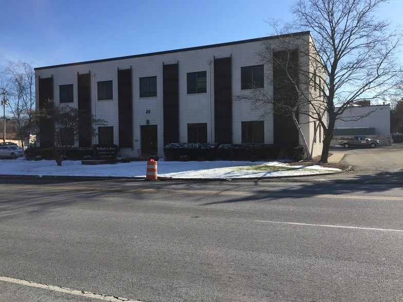 More Photos Of 49 Ridgedale Ave, East Hanover Office For Sale