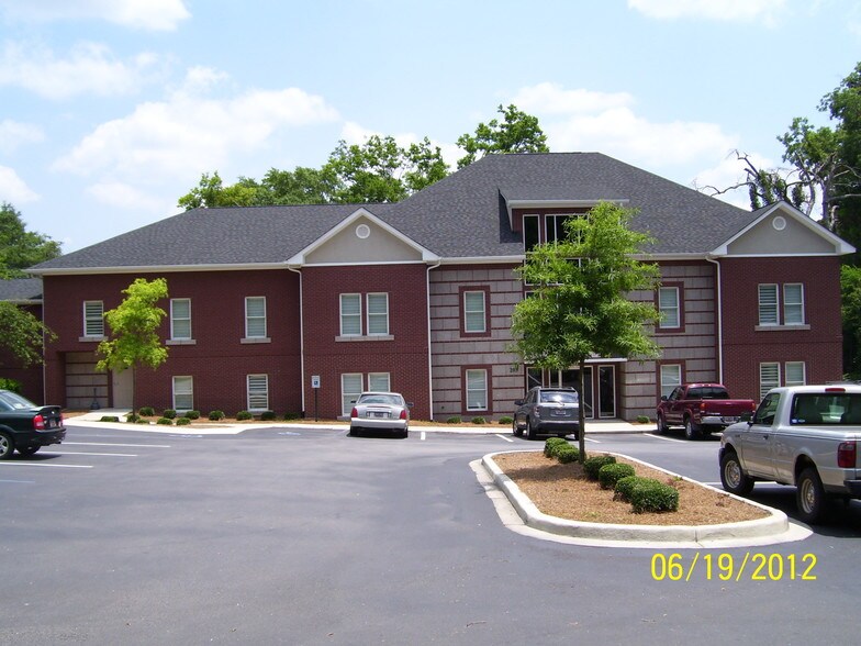 More Photos Of 203 W Main St, Lexington Office For Sale
