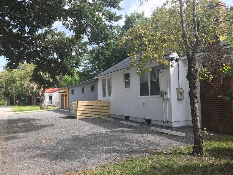 More Photos Of 2133 Dorchester Rd, North Charleston Office For Lease