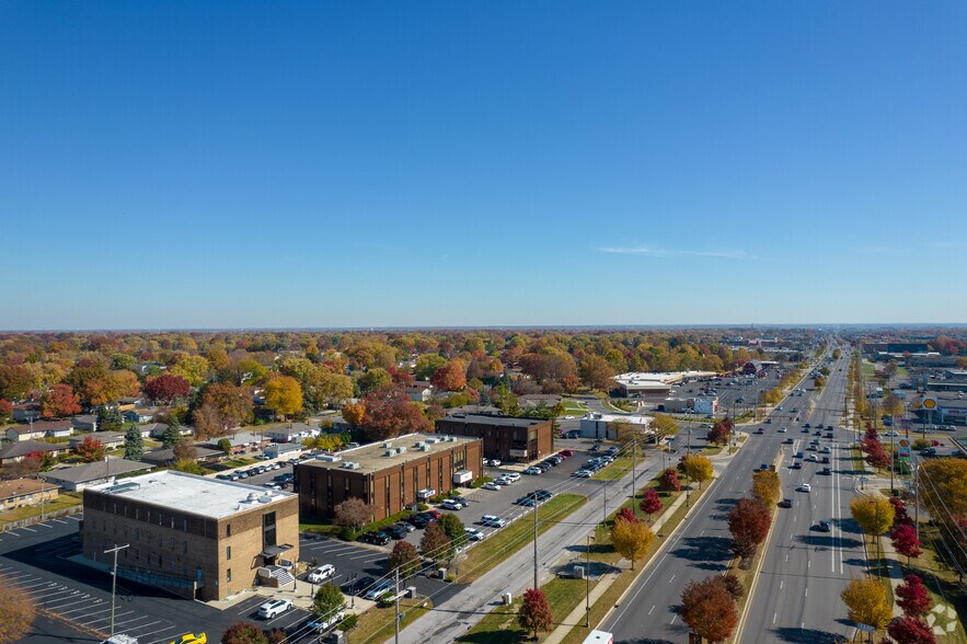 More Photos Of 1110 Morse Rd, Columbus Loft Creative Space For Lease