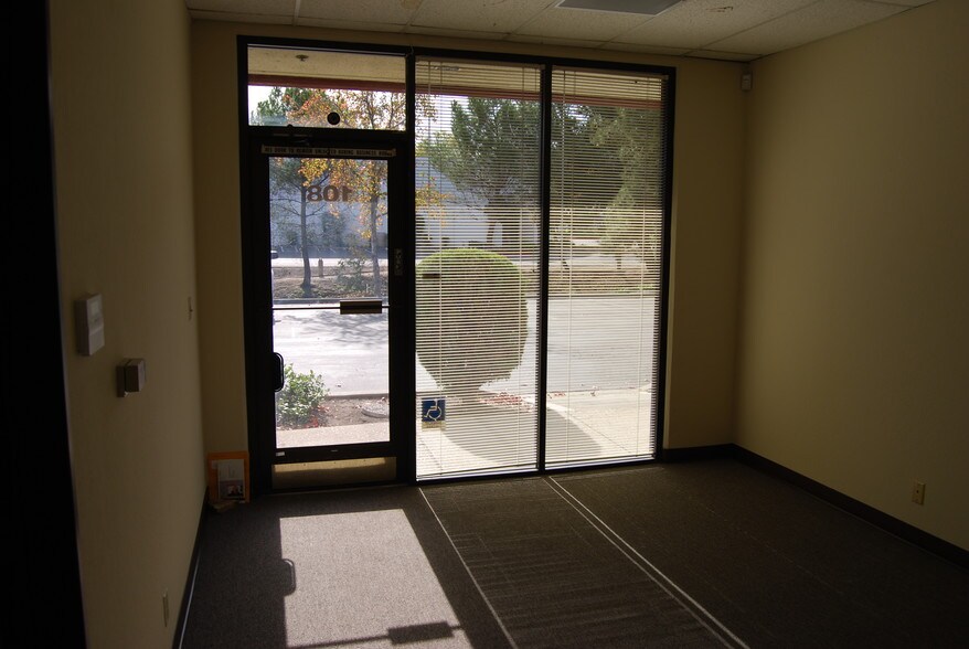 More Photos Of 46560 Fremont Blvd, Fremont Research And Development For Sale