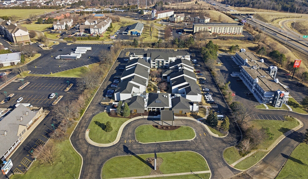 More Photos Of 7676 East State St, Rockford Hotel For Sale