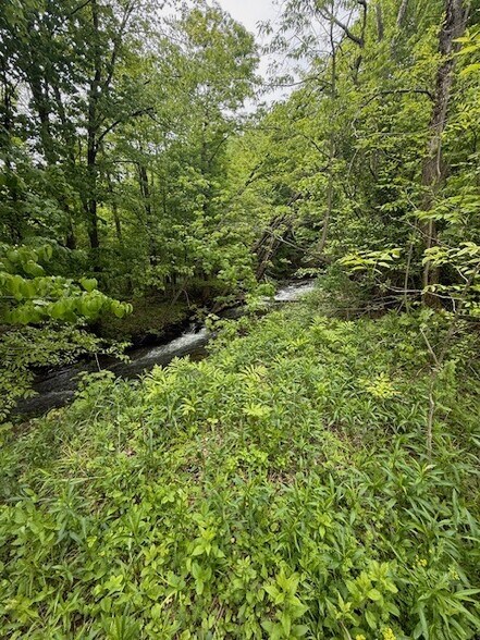 More Photos Of 2514 Foundry Pl, Clayville Industrial For Sale