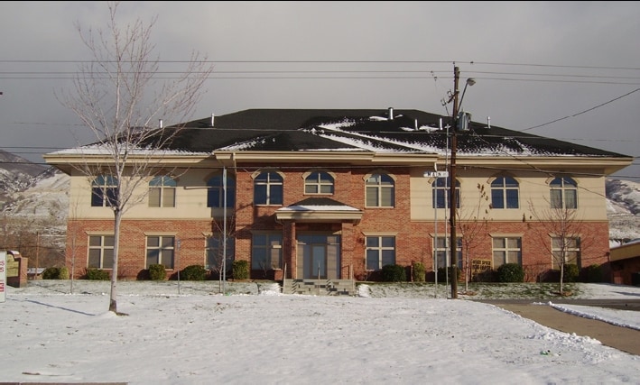 More Photos Of 25 S Main St, Centerville Office For Lease