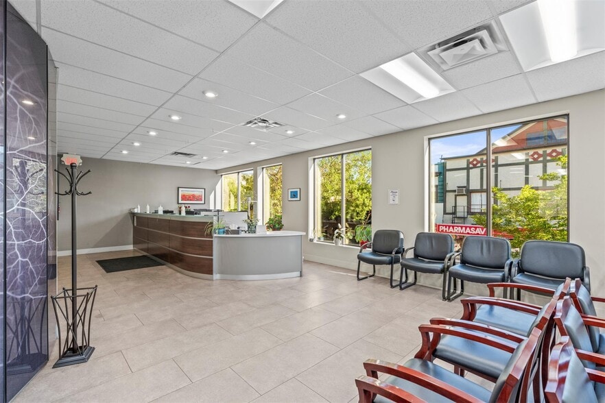 More Photos Of 3100 30 Av, Vernon Office For Sale