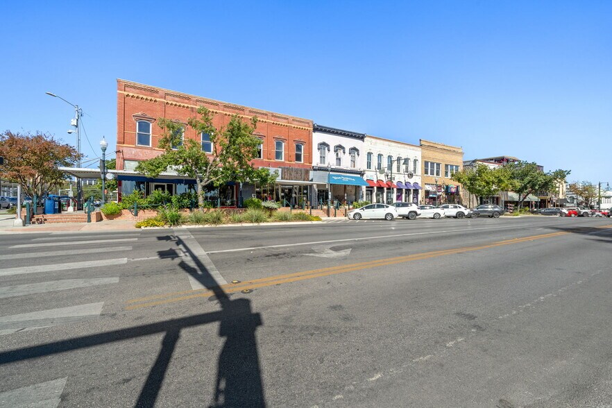 More Photos Of , San Marcos General Retail For Sale