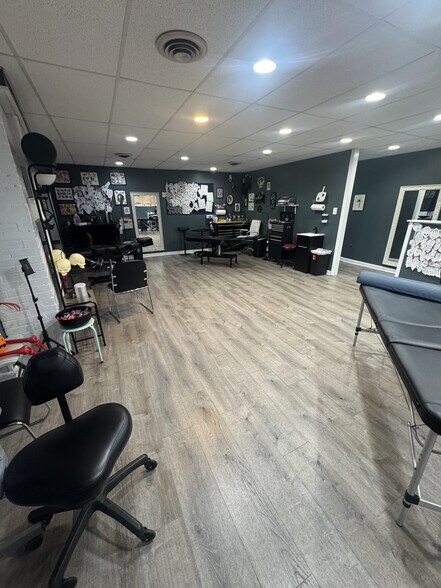 More Photos Of 101 E Main St, Purcellville Office For Lease