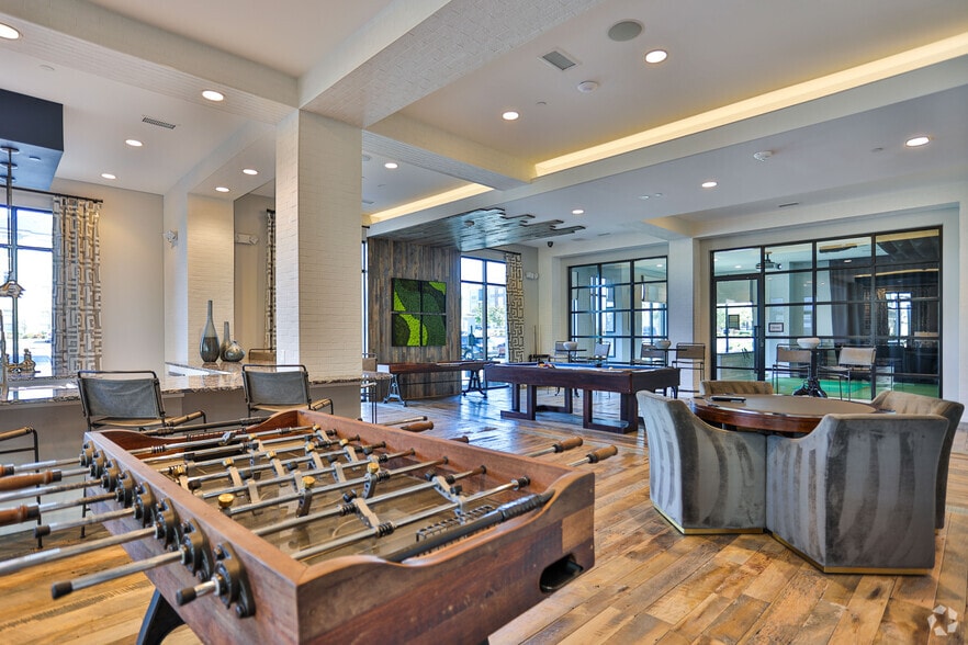 More Photos Of 7420 N Rea Park Ln, Charlotte Apartments For Lease