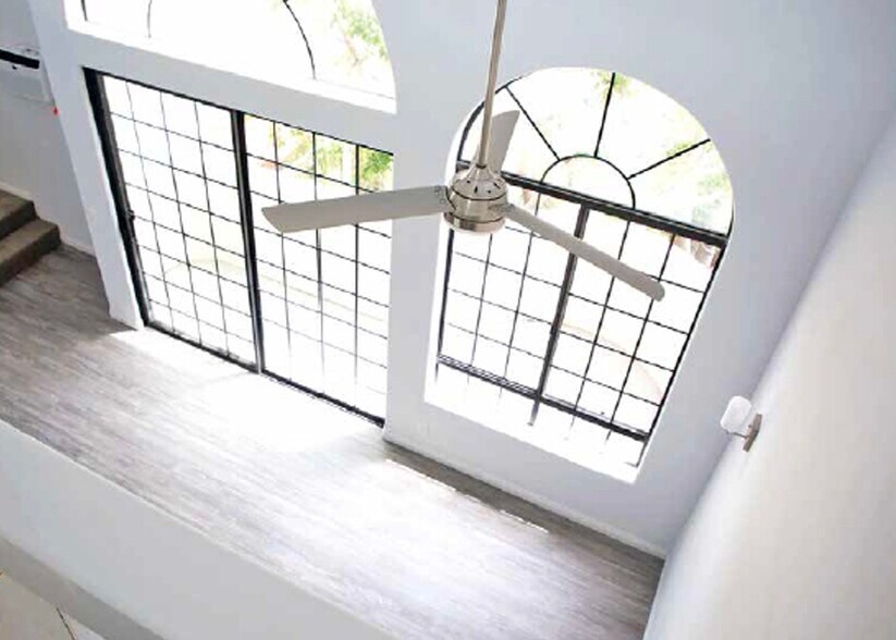 More Photos Of 3815 McLaughlin Ave, Los Angeles Apartments For Sale