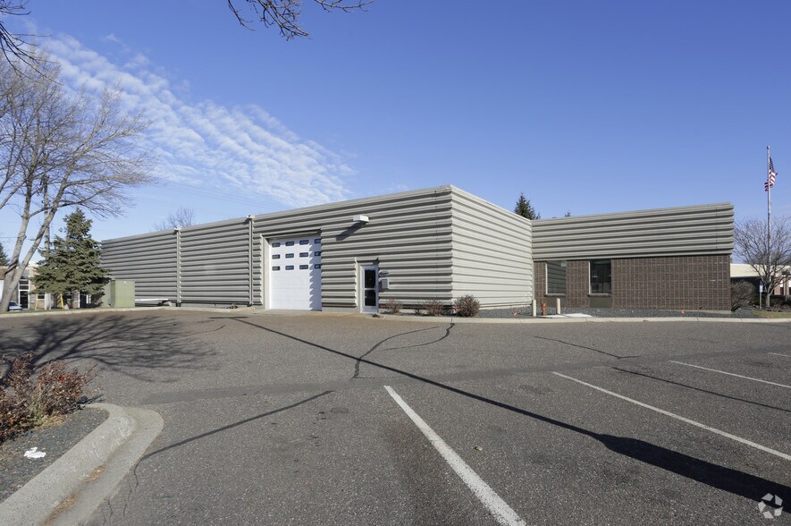 More Photos Of 7500 W 27th St, Saint Louis Park Manufacturing For Sale