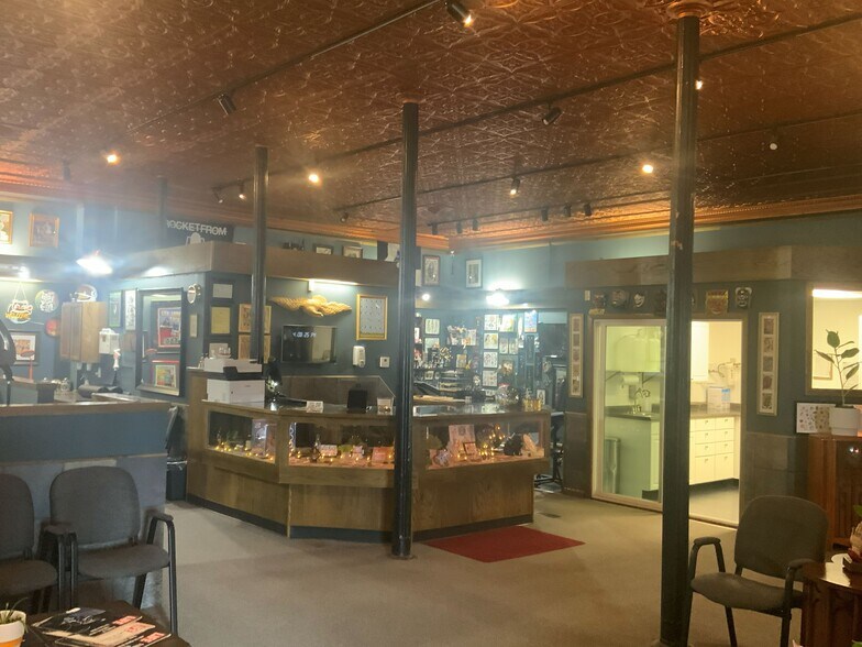 More Photos Of 32 Erie St N, Massillon Storefront Retail Office For Sale