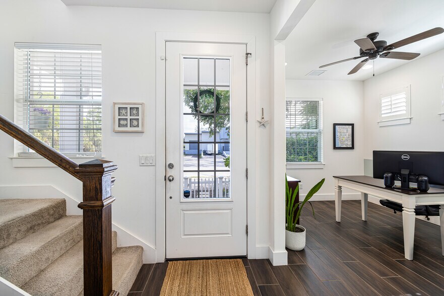 More Photos Of 2974 Van Buren Ave, Naples Storefront Retail Residential For Sale