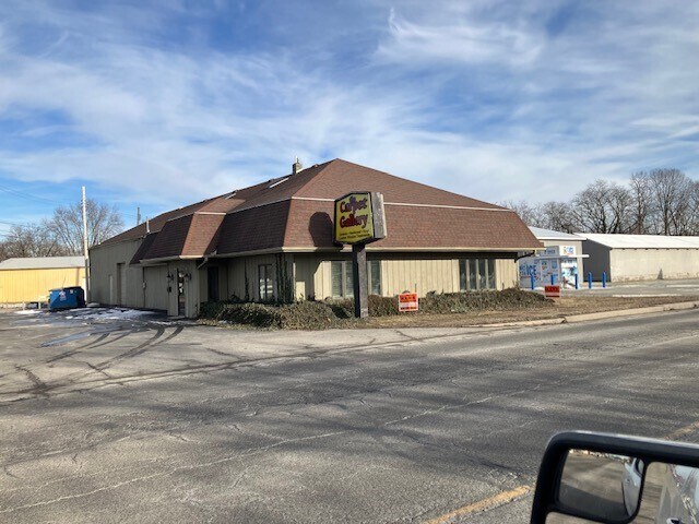 More Photos Of 1505 Elkhart Rd, Goshen Freestanding For Sale