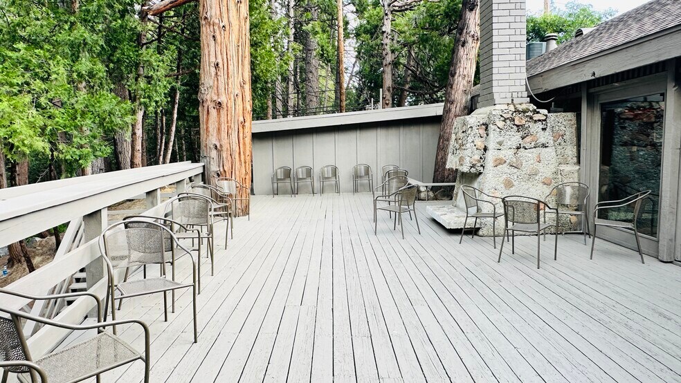 More Photos Of 54905 N Circle Dr, Idyllwild-Pine Cove Restaurant For Lease