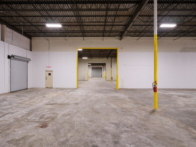 More Photos Of 3645 Oakcliff Rd, Doraville Warehouse For Sale