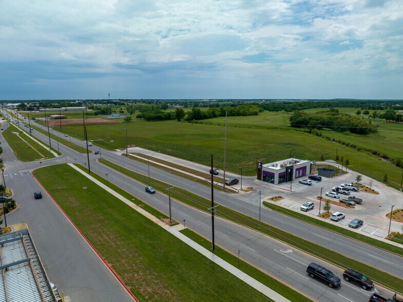 More Photos Of SW 38th & Lee Blvd, Lawton Land For Sale