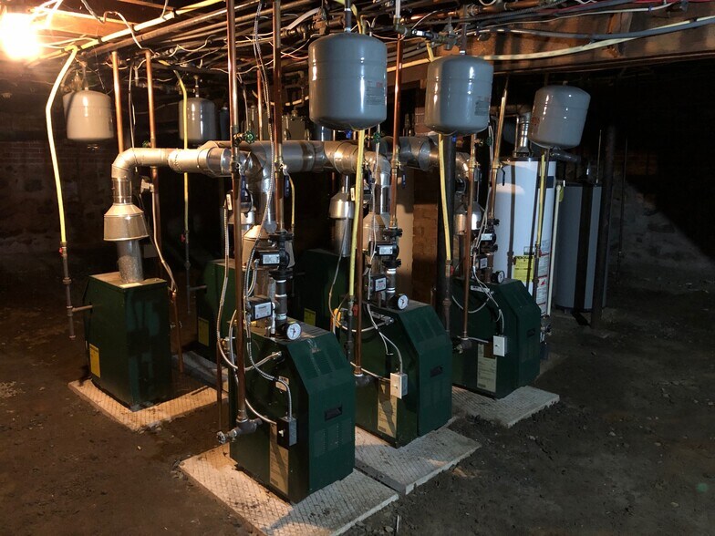 More Photos Of 240-242 Washington St, New Britain Apartments For Sale