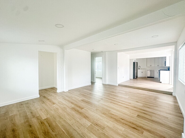 More Photos Of 5030 Farago Ave, Temple City Apartments For Sale