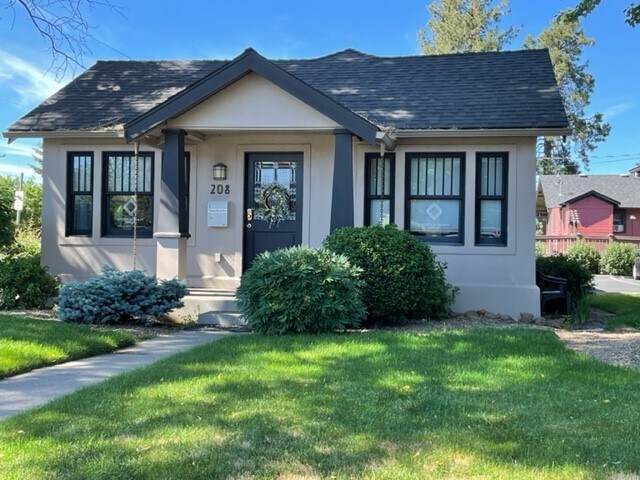 More Photos Of 208 SE Vine Ln, Bend Office For Lease