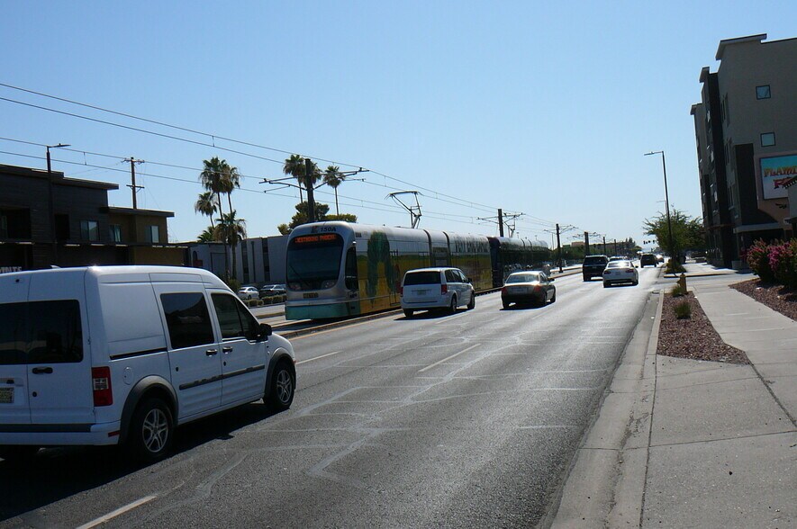 More Photos Of 1521 W Camelback Rd, Phoenix Land For Lease