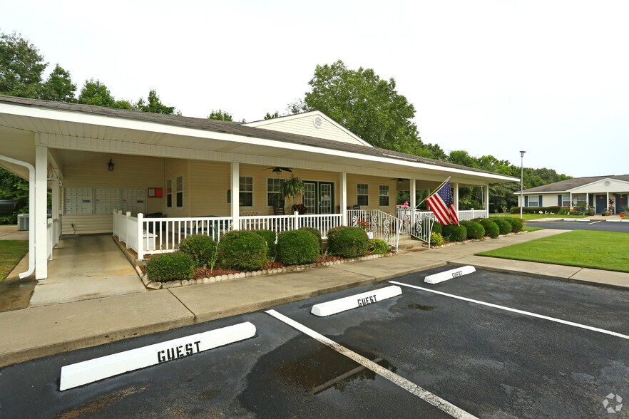 More Photos Of 1601 Radium Springs Rd, Albany Apartments For Sale