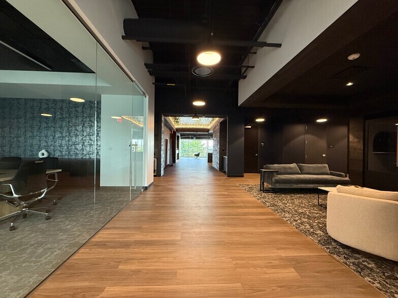 More Photos Of 7100 Guilford Dr, Frederick Coworking Space