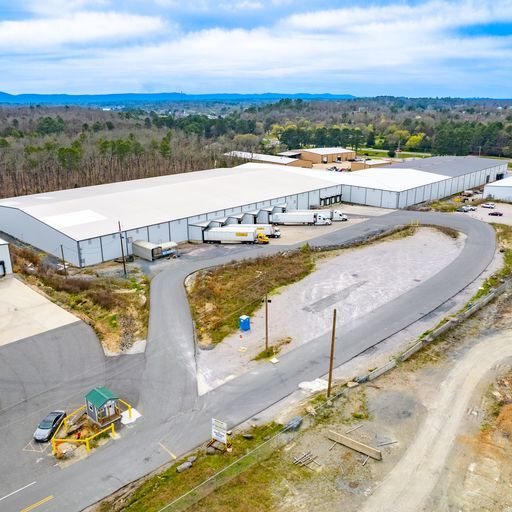 More Photos Of 106 Trooper Dr, Hot Springs National Park Distribution For Lease