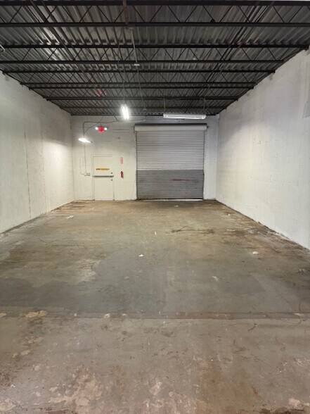More Photos Of 3400 NE 6th Ter, Pompano Beach Industrial For Sale