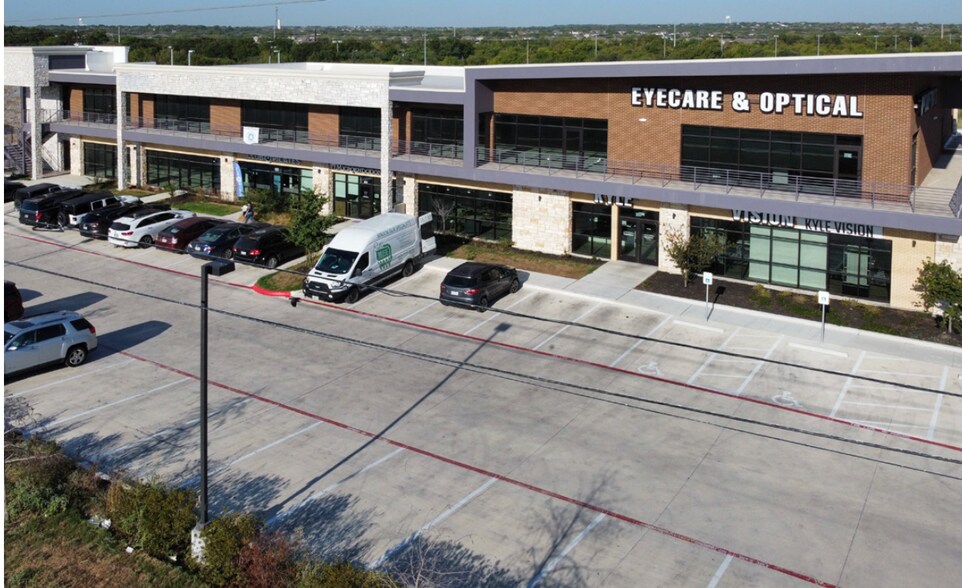More Photos Of 5581 KYLE CENTER Dr, Kyle Storefront For Lease