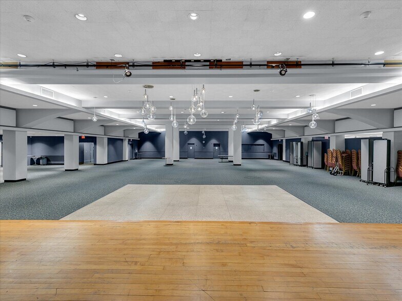 More Photos Of 1177-1187 Beacon St, Brookline Religious Facility For Lease