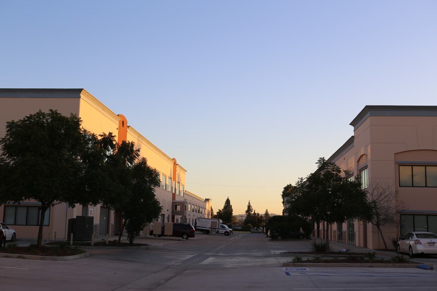 More Photos Of 1773 W San Bernardino Rd, West Covina Service For Lease