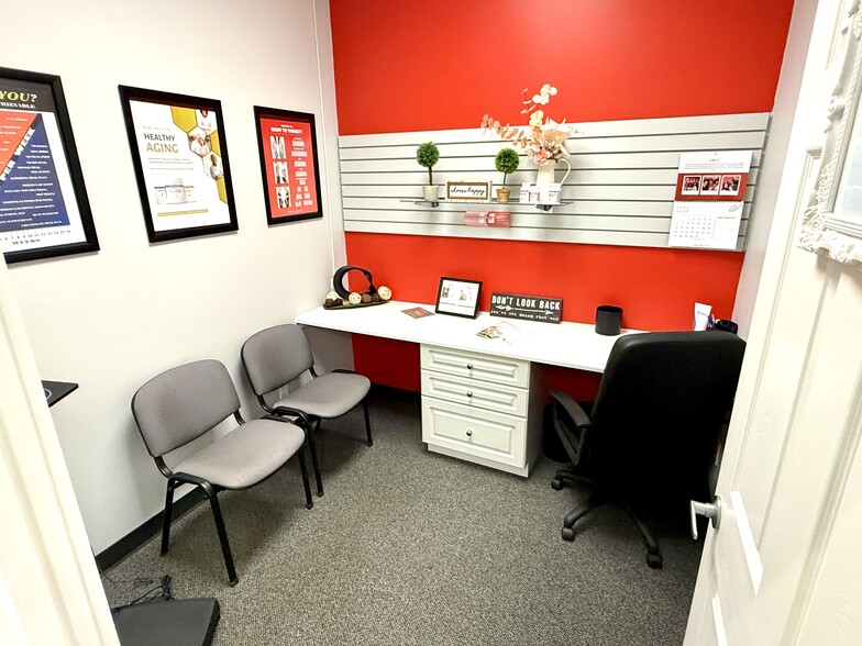 More Photos Of 5212 48 St, Red Deer Office For Sale