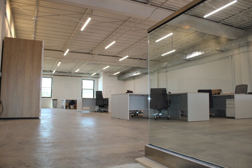 More Photos Of 117 W Main St, Coldwater Office For Lease