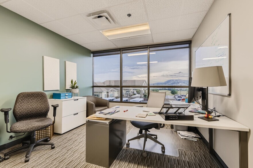 More Photos Of 3740 Dacoro Ln, Castle Rock Medical For Sale