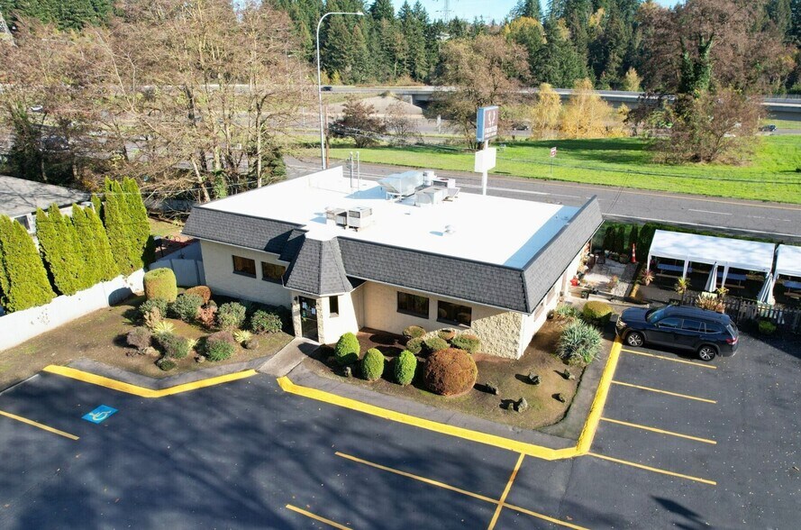 Primary Photo Of 4909 NE Hazel Dell Ave, Vancouver Restaurant For Sale