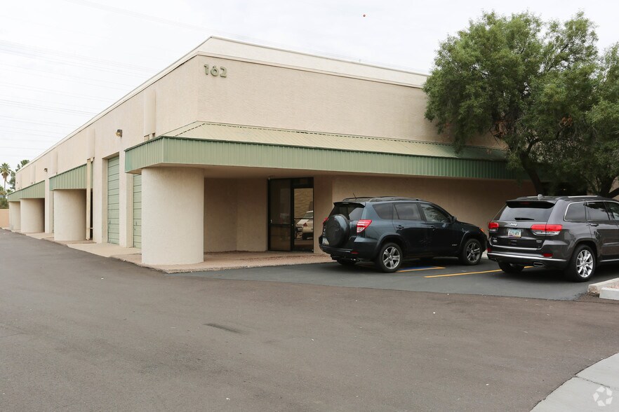 More Photos Of 162 W Boxelder Pl, Chandler Warehouse For Lease