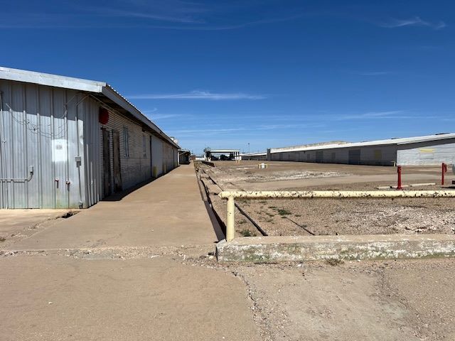 More Photos Of 2411 Avenue E, Lubbock Industrial For Sale